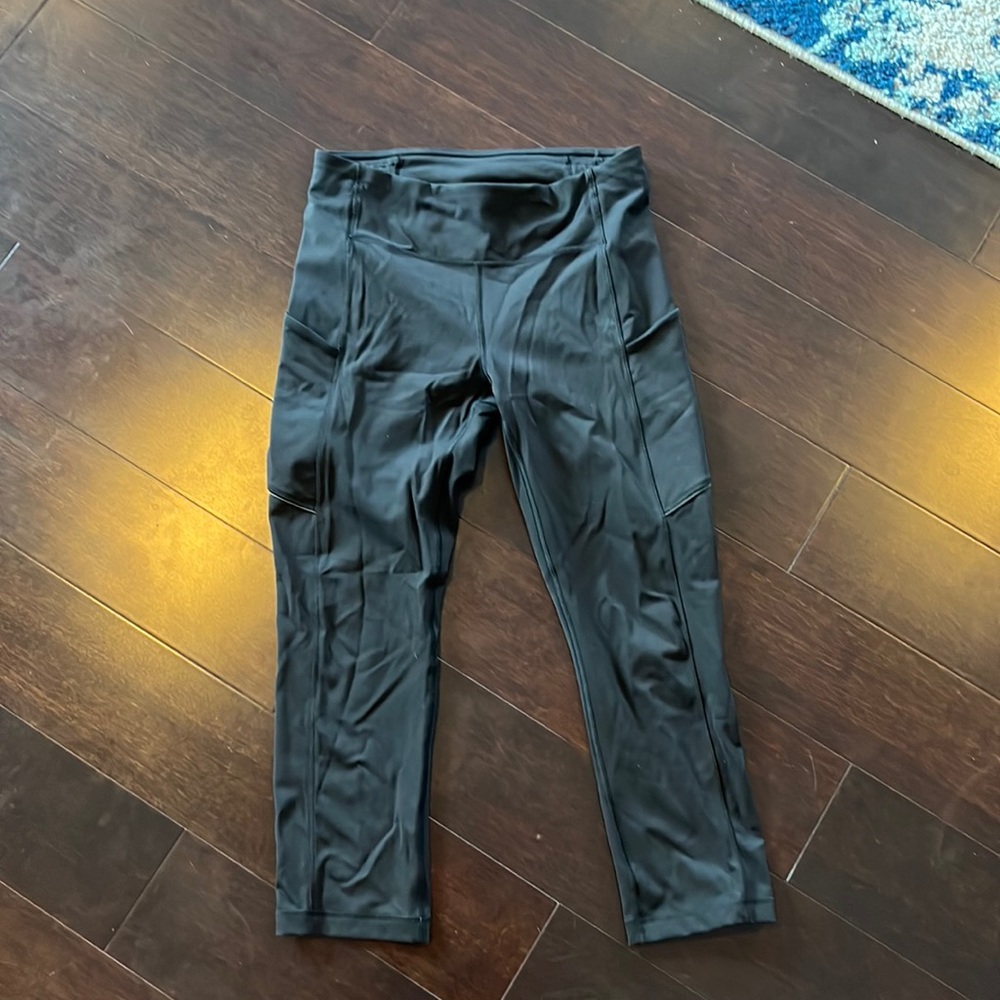 Lululemon Cropped Running Leggings with Pockets